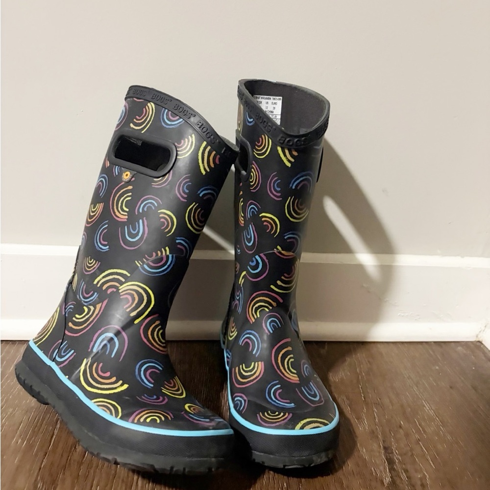 Bogs Kids Black Rain Boots with Multicolor Arc Print